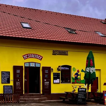 Hrusicka Restaurace A Penzion Hrusice