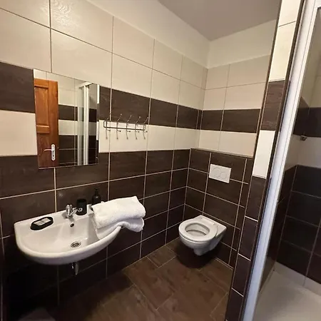 Penzion Hrusická Restaurace A 3*
