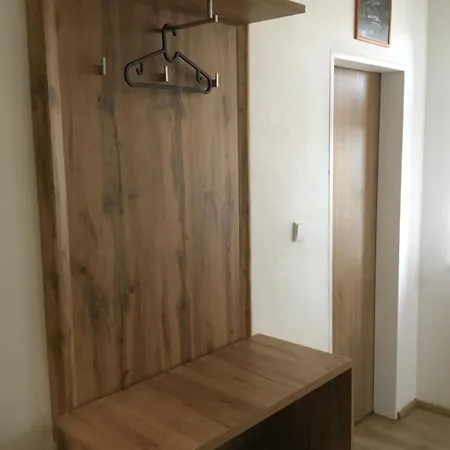 Penzion Hrusická Restaurace A 3*