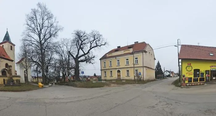 Hrusická Restaurace A 3*